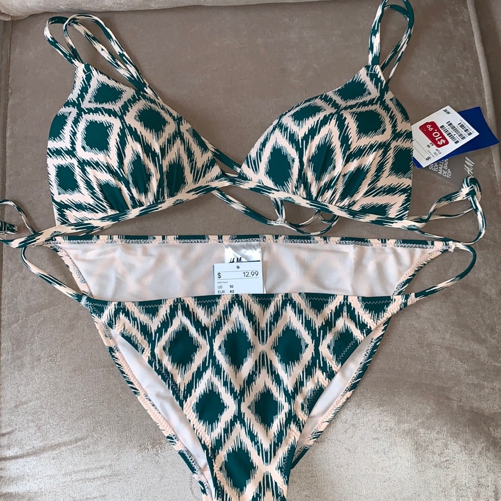 H&M Push-up Triangle Bikini Top with Cheeky Tie Bikini Bottoms SIZE 10